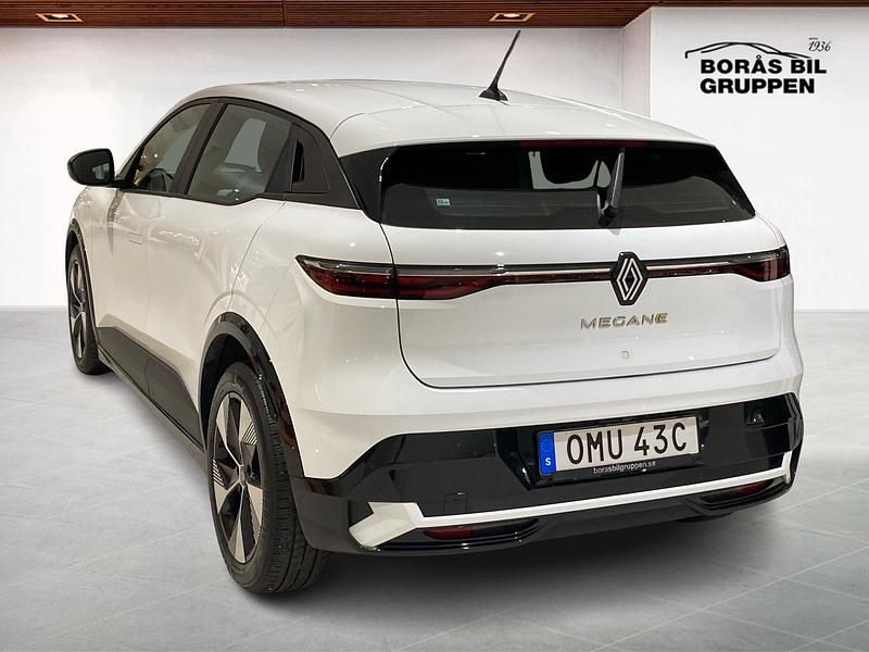 Begagnad Renault Mégane IV Equilibre 97 kW (132 HK) 2023 Vit