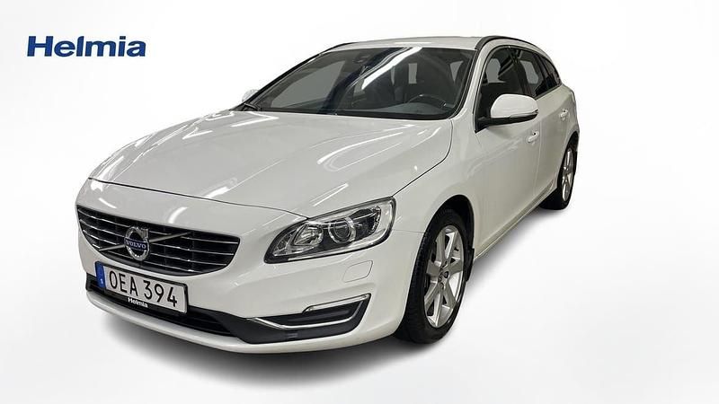 Vit Begagnad 2016 Volvo V60 Business Edition Kombi | 179 000 kr (Marknadspris) - Bild 1/4