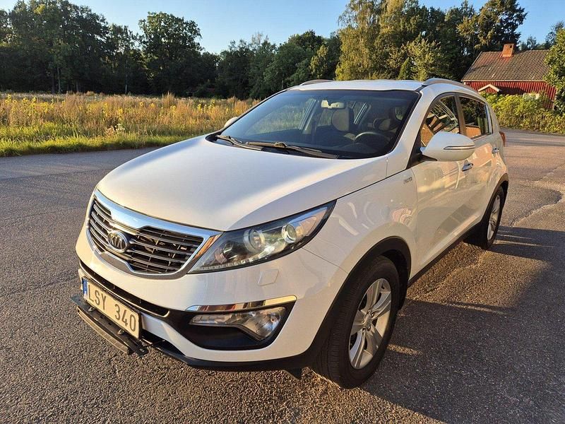 Vit Begagnad 2012 Kia Sportage SUV | 78 000 kr (Marknadspris) - Bild 1/4