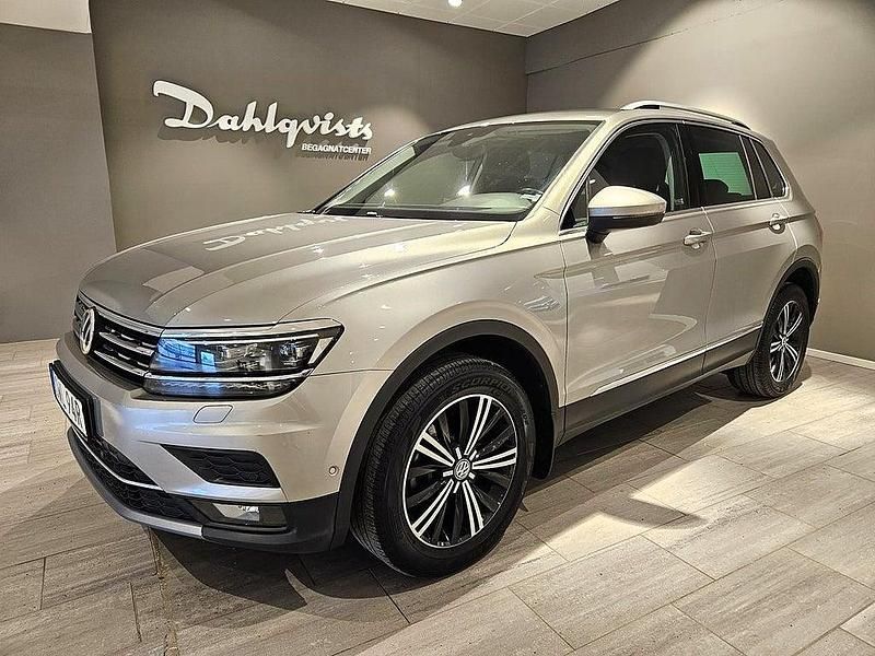 Begagnad VW Tiguan Active 192 HK (141 kW) 2019 Grå SUV