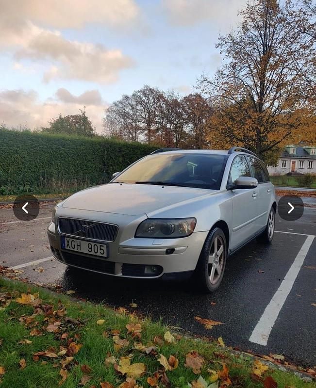 Begagnad 2007 Volvo V50 Kombi | 30 000 kr (Bra pris) - Bild 1/4