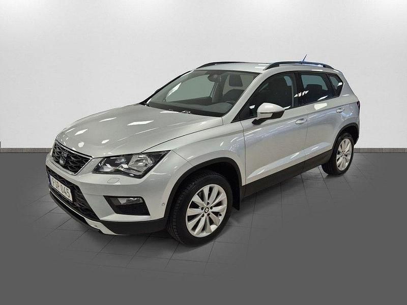 Silver Begagnad 2017 Seat Ateca Ecomotive SUV | 159 000 kr (Marknadspris) - Bild 1/4