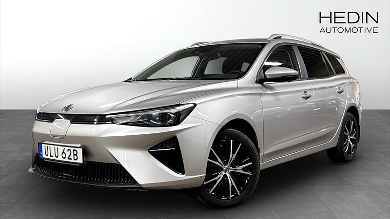 Begagnad MG MG5 EV Luxury 130 kW (177 HK) 2022 Grå (silver) Kombi