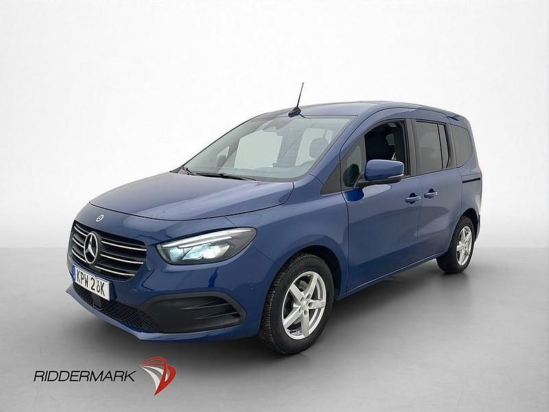 Begagnad Mercedes T180 Style 116 HK (85 kW) 2023 Blå Minibuss