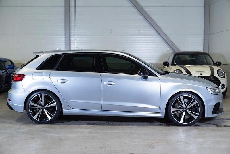 Begagnad Audi RS3 Sportback 400 HK (294 kW) 2018 Silver Halvkombi