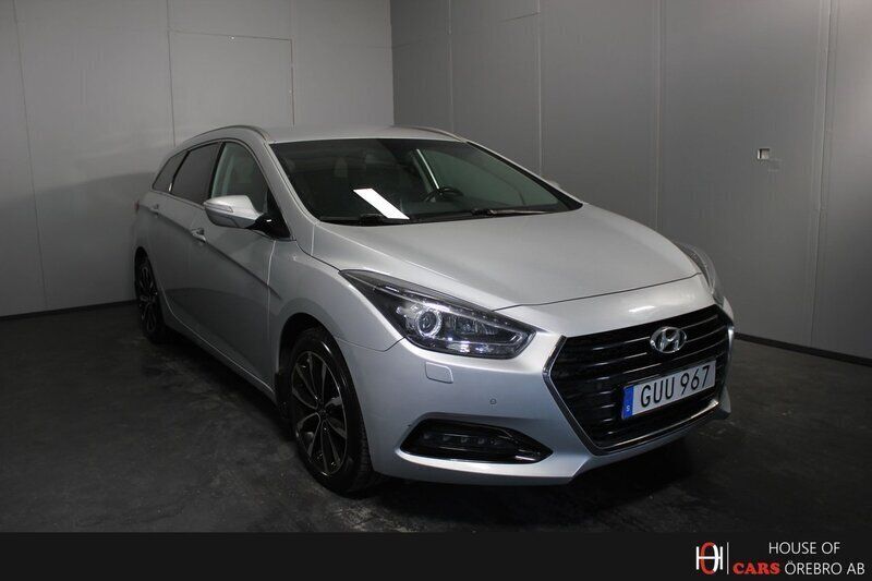 Silver Begagnad 2016 Hyundai i40 Kombi | 79 900 kr (Bra pris) - Bild 1/4