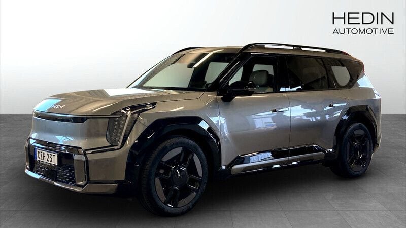 Grå Begagnad 2024 Kia EV9 GT-Line SUV | 809 900 kr (Marknadspris) - Bild 1/4