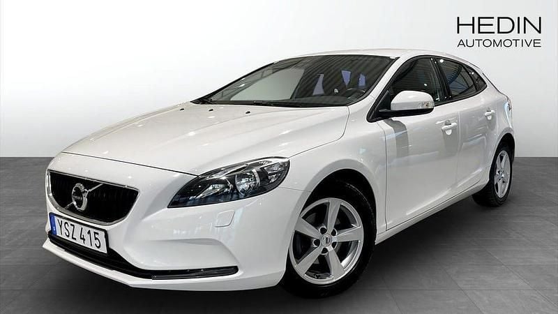 Vit Begagnad 2018 Volvo V40 Business Edition Kombi | 149 900 kr (Bra pris) - Bild 1/4