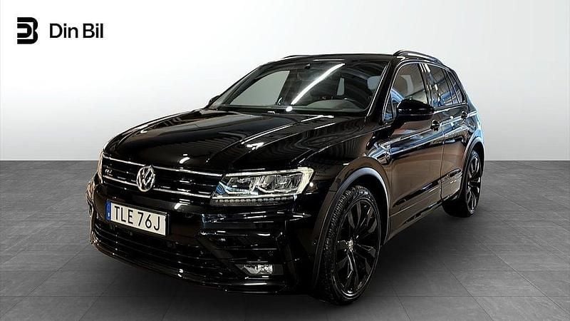 Deep black pearl Begagnad 2020 VW Tiguan Executive SUV | 279 900 kr (Marknadspris) - Bild 1/4