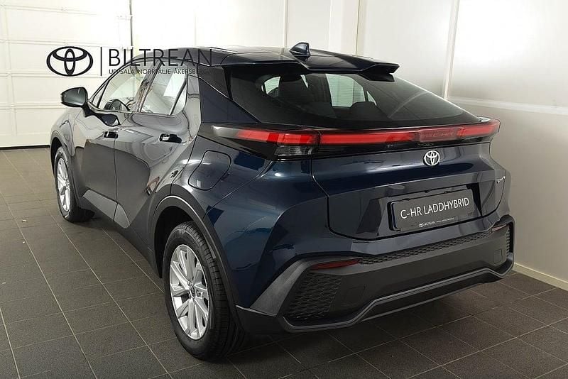 Ny Toyota C-HR 223 HK (164 kW) 2025 Blå SUV
