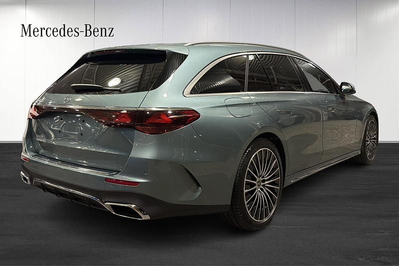 Ny Mercedes E300 Advanced 313 HK (230 kW) 2026 Svart Kombi