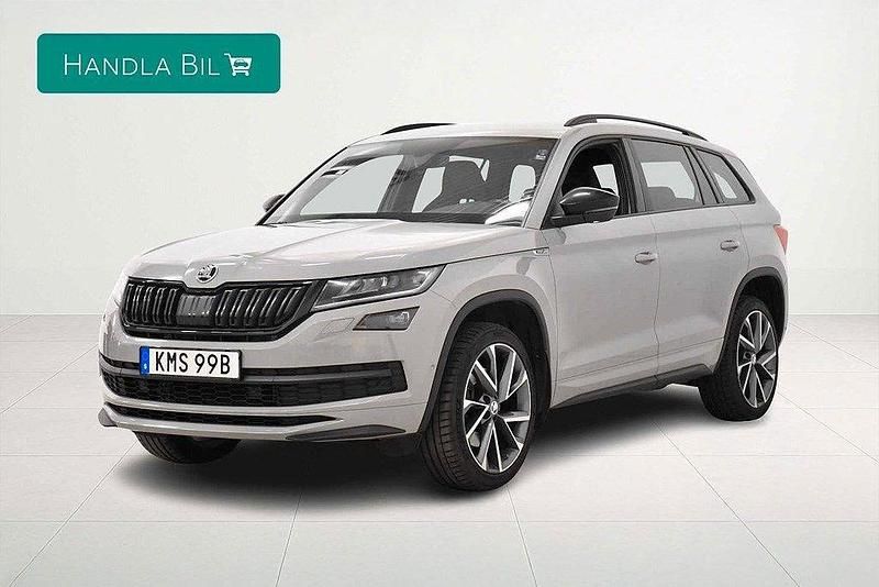 Grå Begagnad 2020 Skoda Kodiaq SportLine SUV | 369 900 kr (Dyr) - Bild 1/4