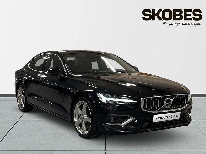 Svart Begagnad 2021 Volvo S60 Inscription Sedan | 299 400 kr (Bra pris) - Bild 1/3