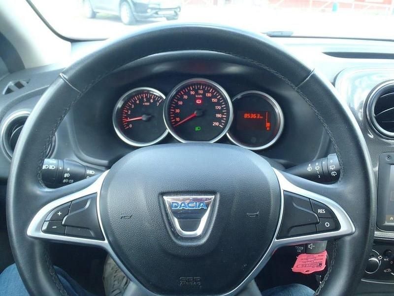 Begagnad Dacia Sandero Stepway 90 HK (66 kW) 2016 Röd Kombi