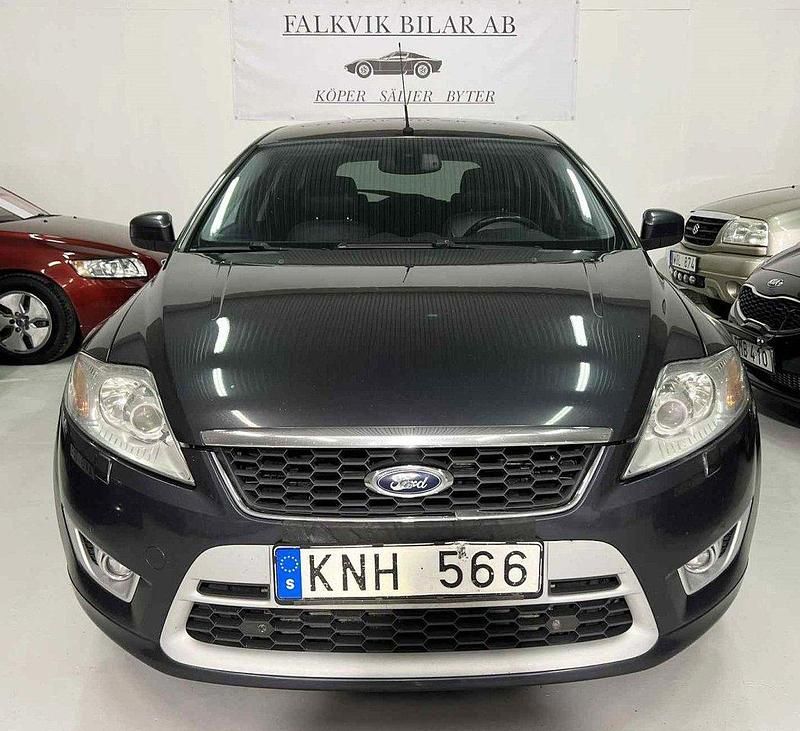 Grå Begagnad 2010 Ford Mondeo Titanium Kombi | 29 900 kr (Marknadspris) - Bild 1/4