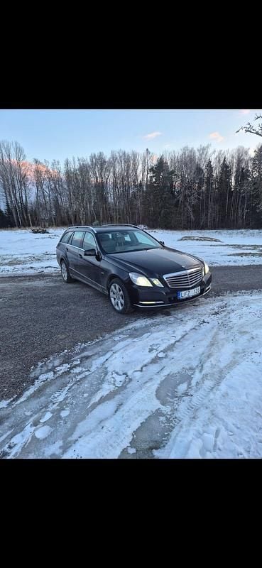 Begagnad Mercedes E350 265 HK (194 kW) 2011