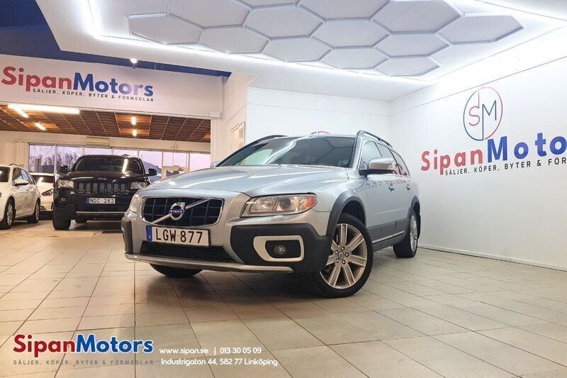 Silver Begagnad 2011 Volvo XC70 Summum SUV | 82 900 kr (Marknadspris) - Bild 1/4