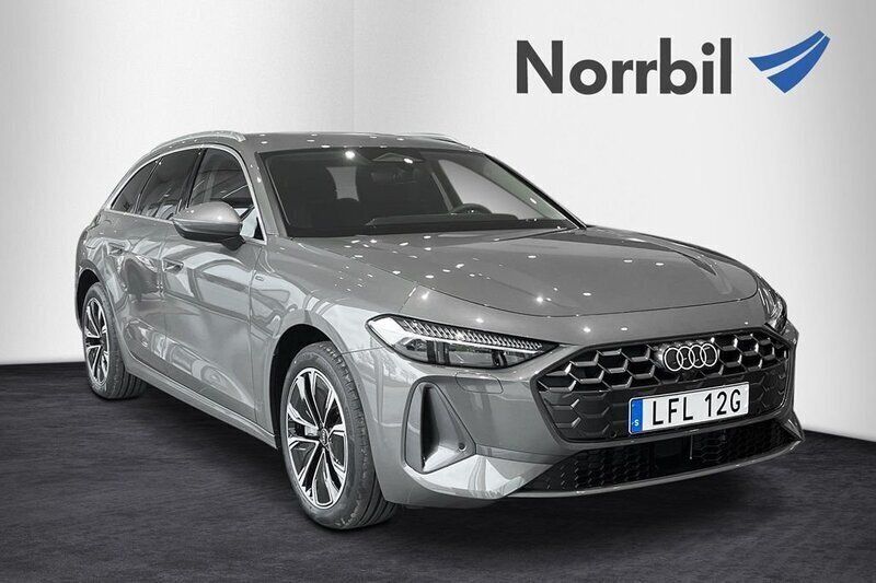 Grå Ny 2025 Audi A5 Proline Sportkupé | 649 000 kr - Bild 1/4