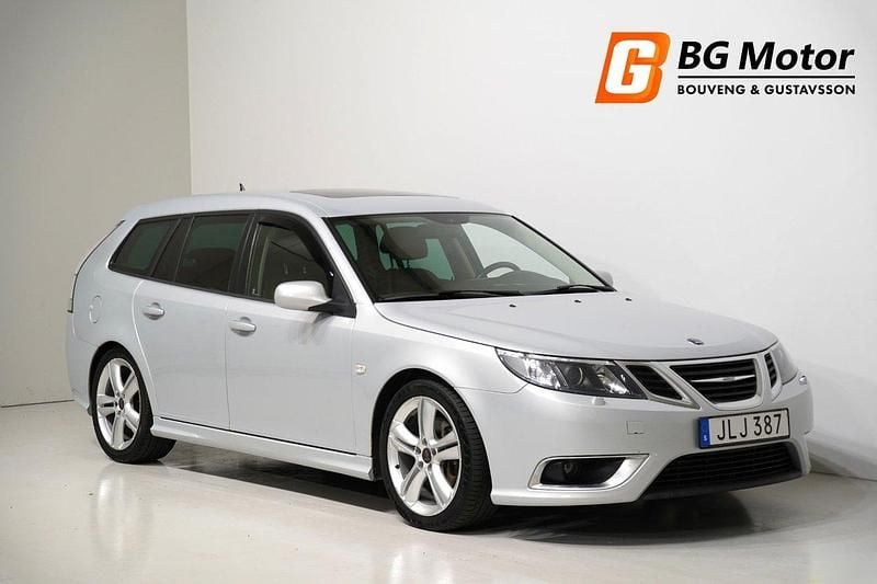 Grå Begagnad 2008 Saab 9-3 Aero Kombi | 99 800 kr - Bild 1/4