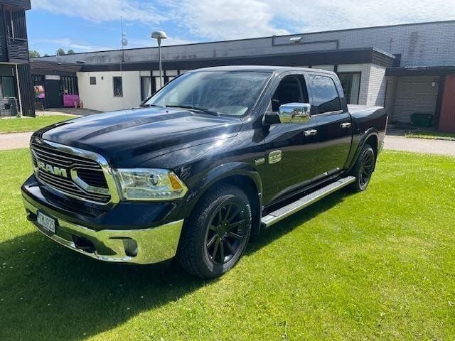 Begagnad 2018 Dodge Ram Pickup | 399 000 kr (Marknadspris) - Bild 1/4