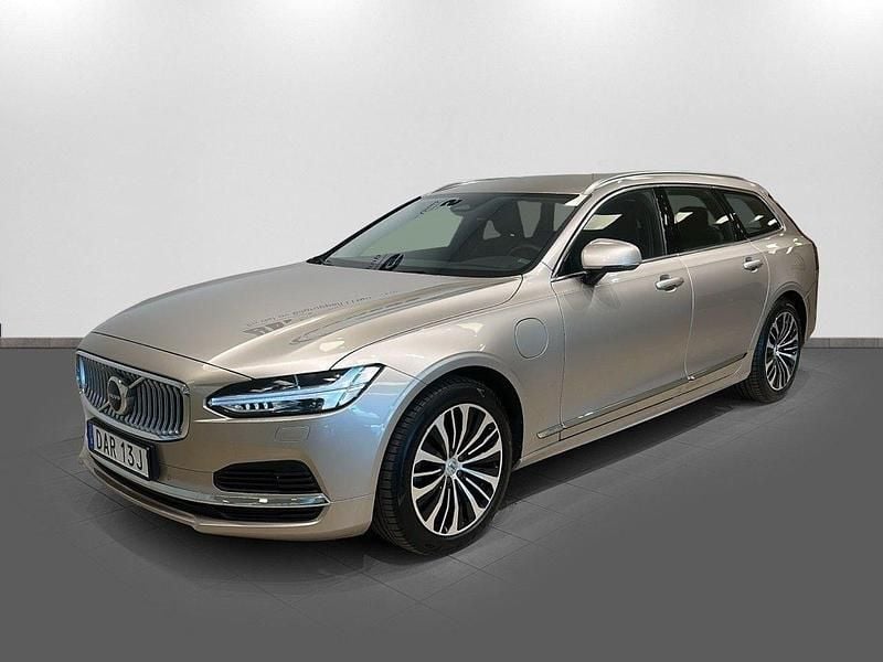 Ljusgrå (grå) Begagnad 2023 Volvo V90 Kombi | 439 900 kr (Lite dyr) - Bild 1/4