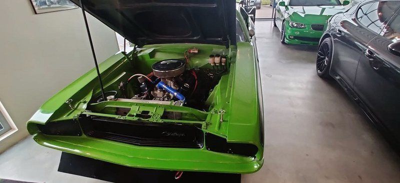 Begagnad Dodge Challenger 408 HK (300 kW) 1970 Grön Sportkupé