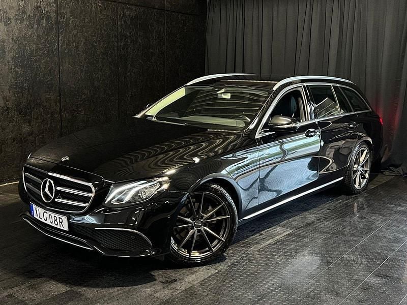 Svart Begagnad 2019 Mercedes E200 Kombi | 249 500 kr (Bra pris) - Bild 1/4