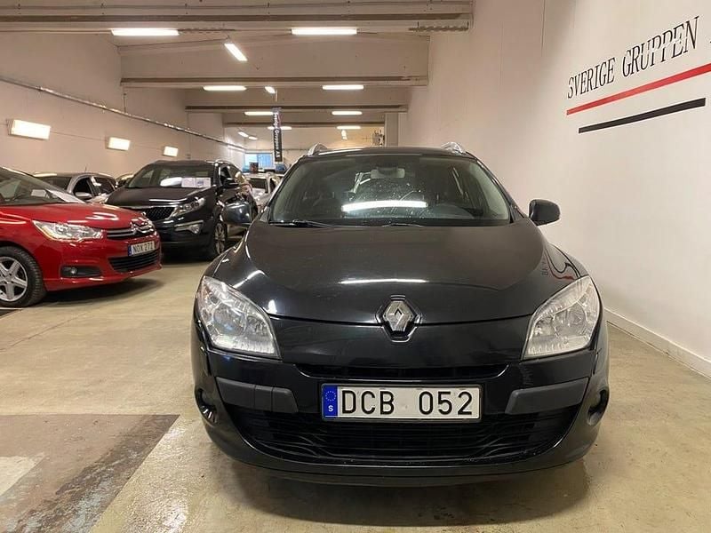 Begagnad Renault Mégane III 90 HK (66 kW) 2012 Svart