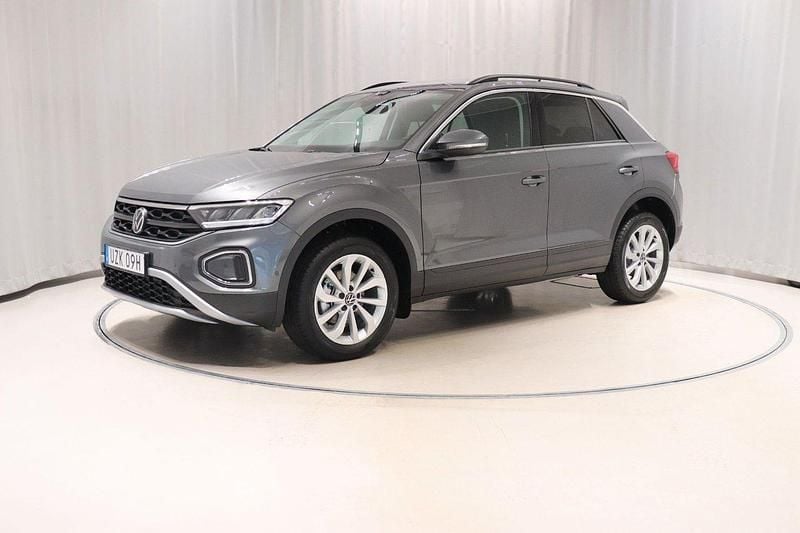 Grå Begagnad 2025 VW T-Roc Edition SUV | 319 900 kr (Dyr) - Bild 1/4