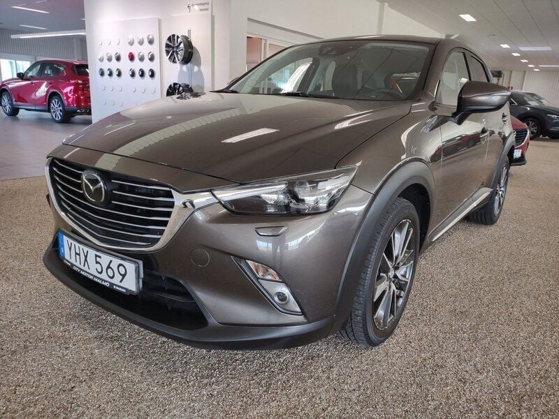 Brun Begagnad 2017 Mazda CX-3 Optimum SUV | 149 900 kr (Marknadspris) - Bild 1/4