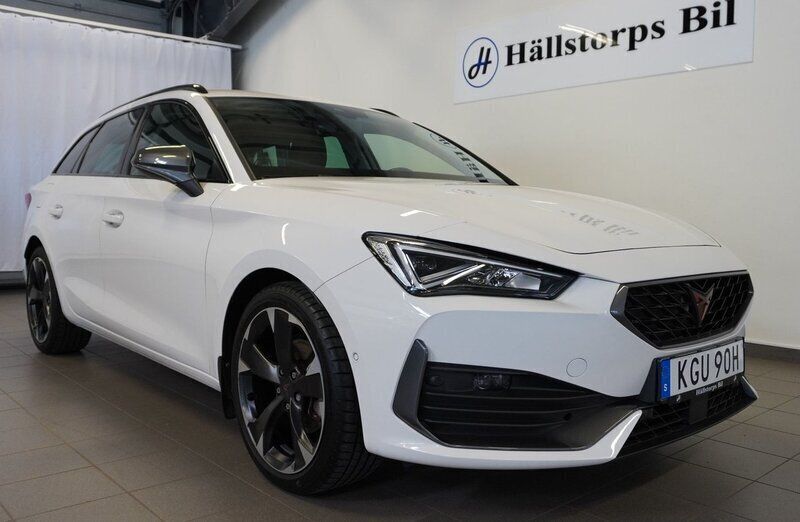 Vit Begagnad 2023 Cupra Leon Kombi | 299 900 kr (Marknadspris) - Bild 1/4
