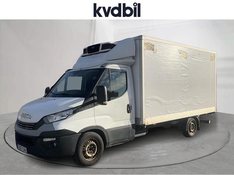 Begagnad Iveco Daily 156 HK (114 kW) 2017 Vit