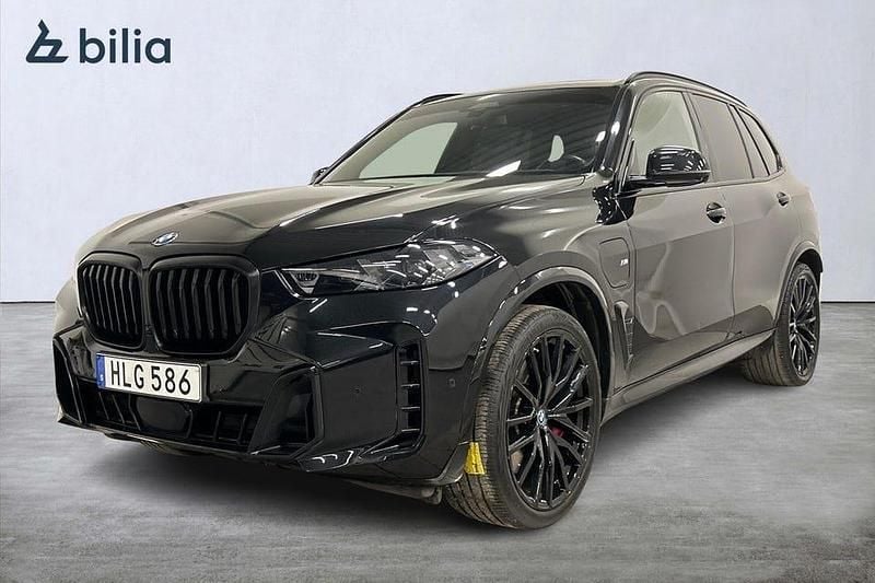 Begagnad BMW X5 Comfort Edition 490 HK (360 kW) 2023 Svart SUV