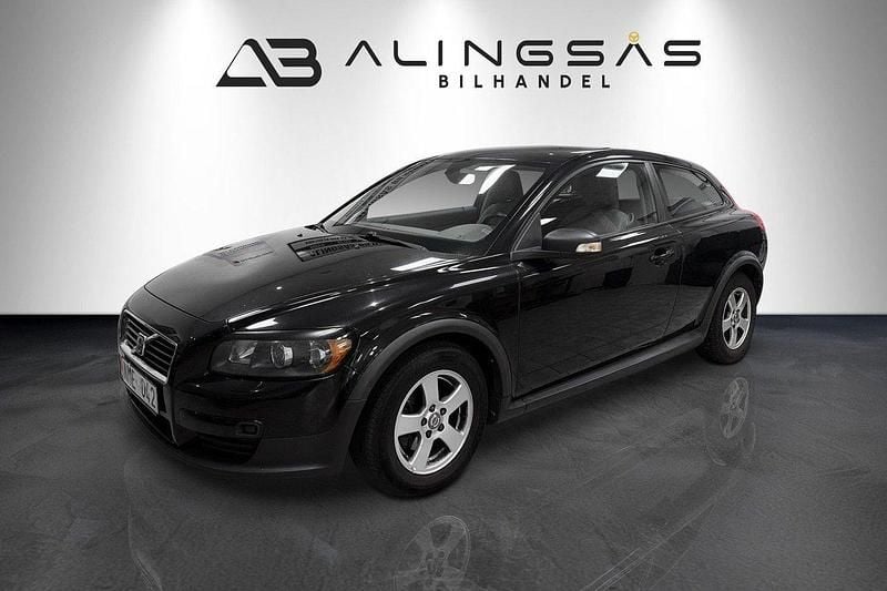 Svart Begagnad 2008 Volvo C30 Kinetic Halvkombi | 39 900 kr (Marknadspris) - Bild 1/4
