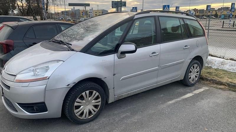 Begagnad Citroën Grand C4 Picasso 120 HK (88 kW) 2010 Minibuss