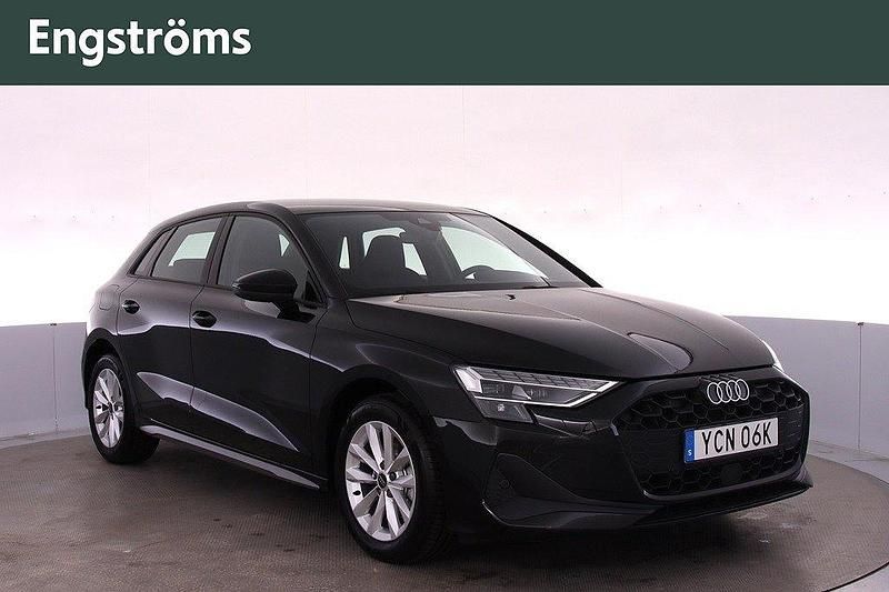 Svart Ny 2024 Audi A3 Sportback Halvkombi | 319 000 kr (Lite dyr) - Bild 1/4