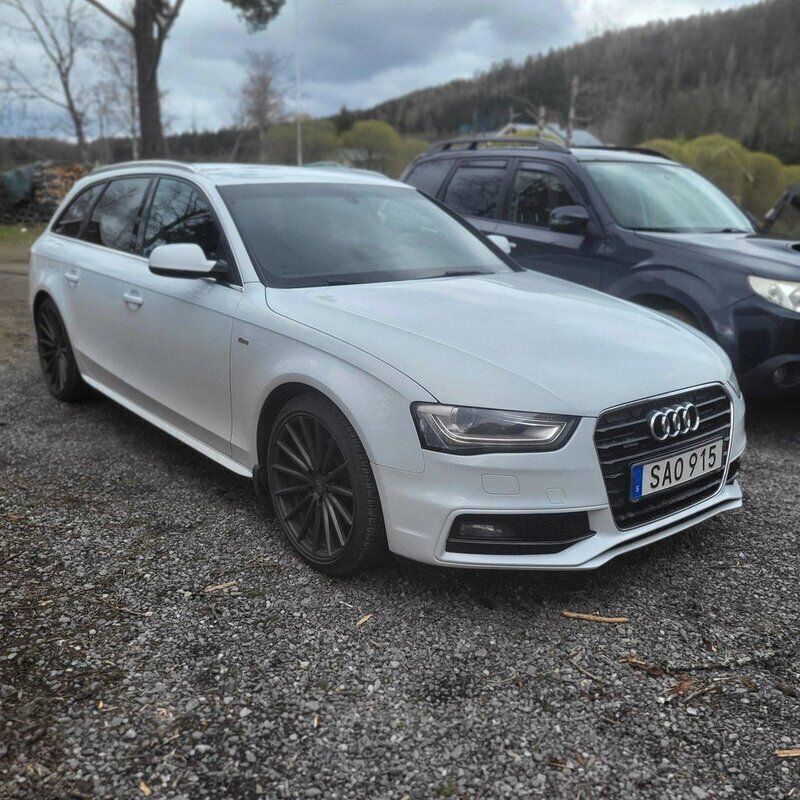 Vit Begagnad 2014 Audi A4 Kombi | 90 000 kr (Bra pris) - Bild 1/4