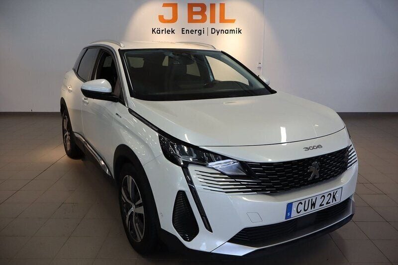 Vit Begagnad 2021 Peugeot 3008 Allure SUV | 259 900 kr (Marknadspris) - Bild 1/4