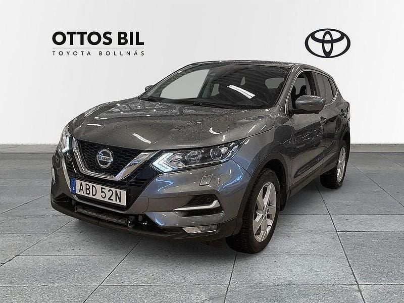 Grå Begagnad 2020 Nissan Qashqai SUV | 174 000 kr (Marknadspris) - Bild 1/4