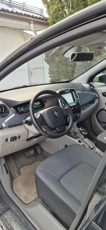 Begagnad Renault Zoe 64 kW (88 HK) 2016 Halvkombi