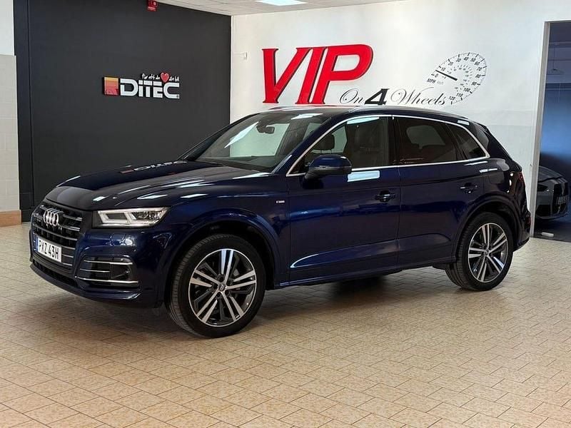 Blå Begagnad 2019 Audi Q5 S-Line SUV | 329 800 kr (Marknadspris) - Bild 1/4