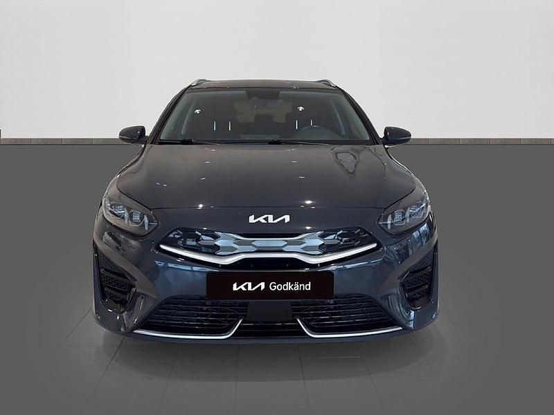 Begagnad Kia Ceed Sportswagon 105 HK (77 kW) 2023 Penta metal m Kombi
