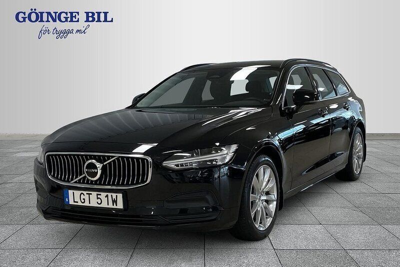 Svart Begagnad 2021 Volvo V90 Momentum Kombi | 339 000 kr (Marknadspris) - Bild 1/3