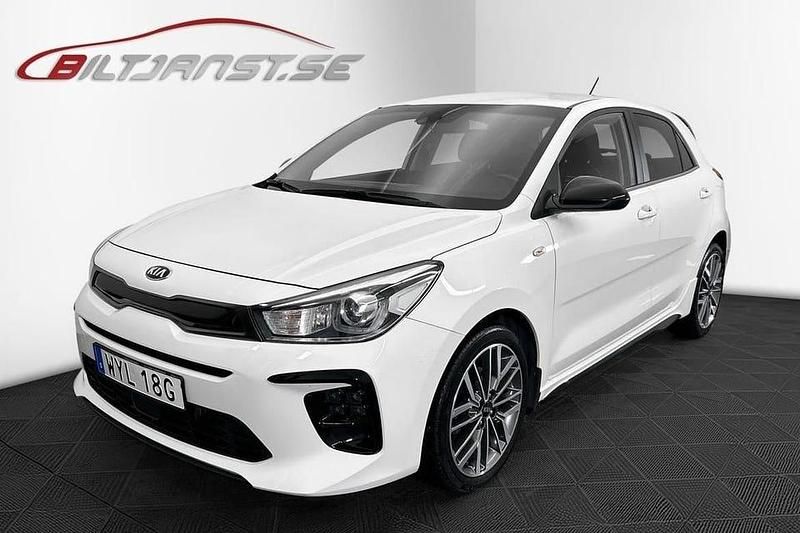 Vit Begagnad 2020 Kia Rio GT-Line Halvkombi | 159 900 kr (Bra pris) - Bild 1/4
