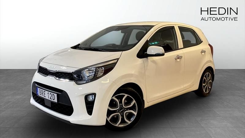 Vit (white) Begagnad 2022 Kia Picanto 4 Halvkombi | 159 900 kr (Marknadspris) - Bild 1/4