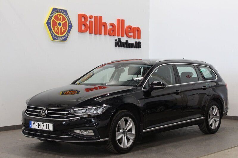 Svart Begagnad 2022 VW Passat Kombi | 259 900 kr (Bra pris) - Bild 1/4
