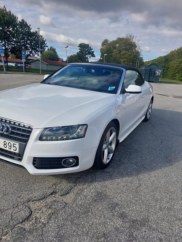 Begagnad Audi A5 160 HK (117 kW) 2011 Sportkupé