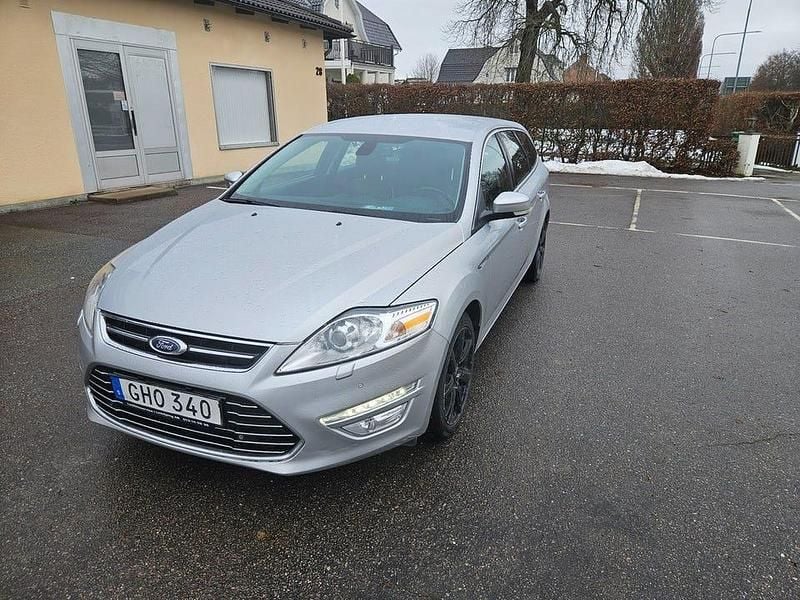 Grå Begagnad 2014 Ford Mondeo Business Edition Kombi | 62 900 kr (Bra pris) - Bild 1/4