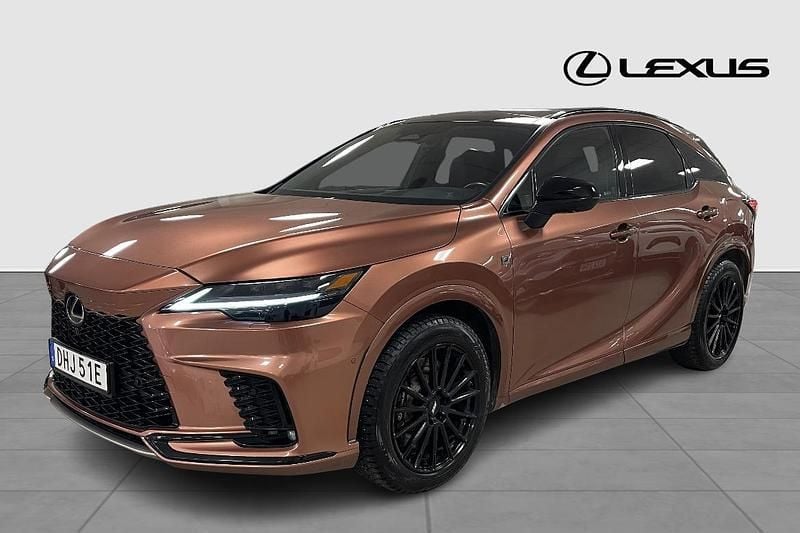 Begagnad Lexus RX500h Sport Line 375 HK (275 kW) 2023 Brun SUV