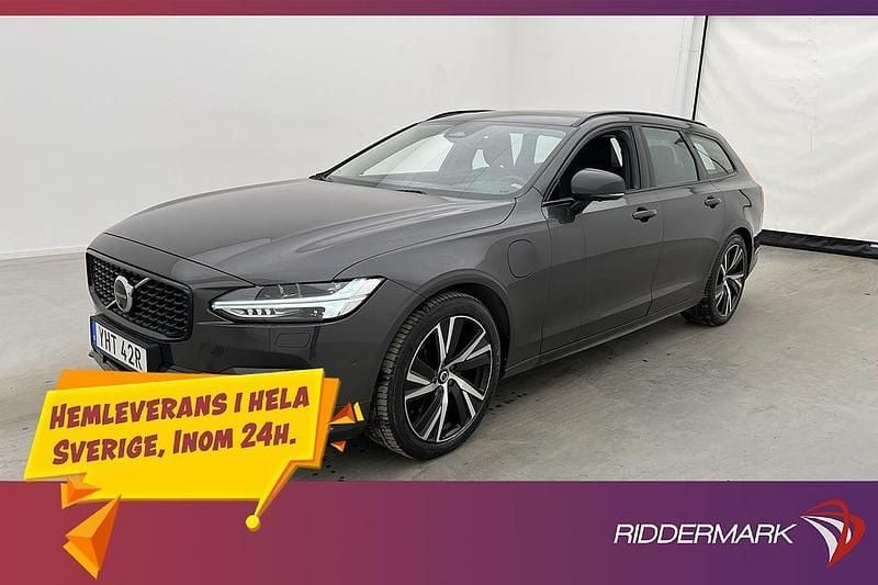 Begagnad Volvo V90 Ultimate 253 HK (186 kW) 2023 Grå Kombi